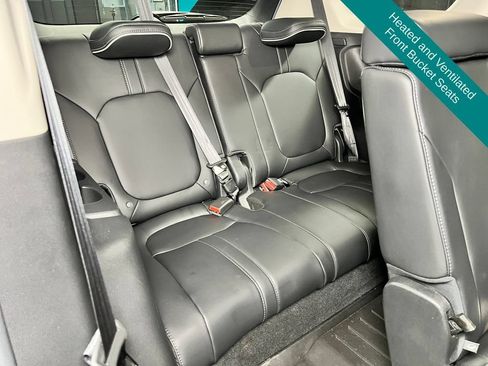 Used 2025 Honda Pilot Elite image 19