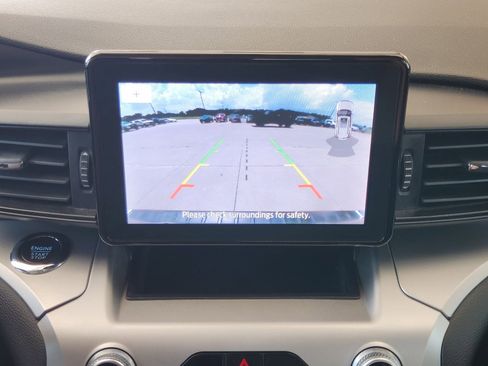 Used 2022 Ford Explorer XLT RWD image 19