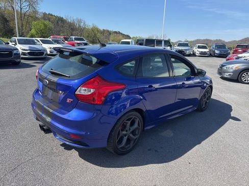Used 2013 Ford Focus ST FWD image 8