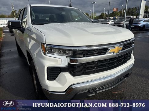Used 2023 Chevrolet Silverado 1500 LT image 5