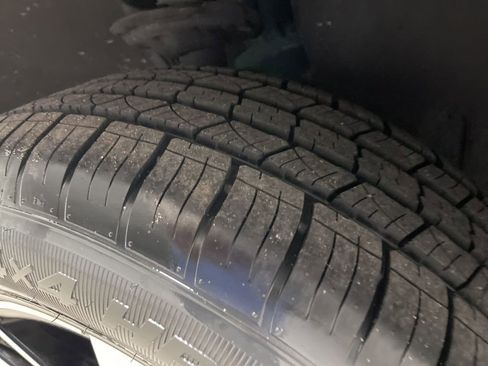 Used 2022 Volkswagen Atlas SE image 45