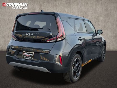 Used 2023 Kia Soul EX image 7