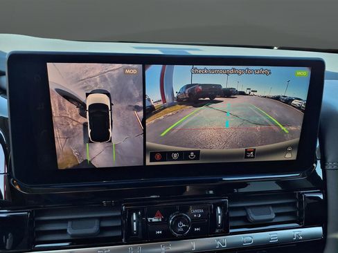 New 2026 Nissan Pathfinder Platinum AWD/4WD image 23