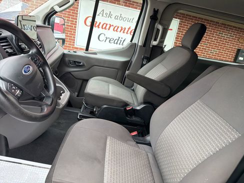 Used 2021 Ford Transit 350 XLT image 17