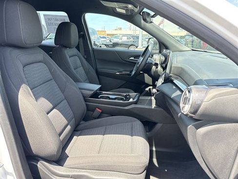 Certified 2025 Chevrolet Equinox LT w/ Safety and Technology Package FWD image 30