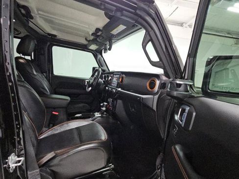 Used 2021 Jeep Gladiator Mojave AWD/4WD image 9