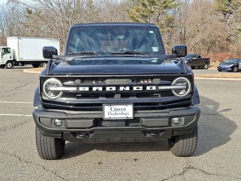 Used 2023 Ford Bronco Outer Banks image 5