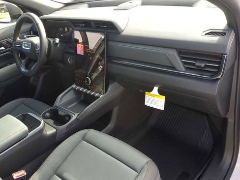 New 2026 GMC Terrain AT4 w/ Convenience Package III image 30