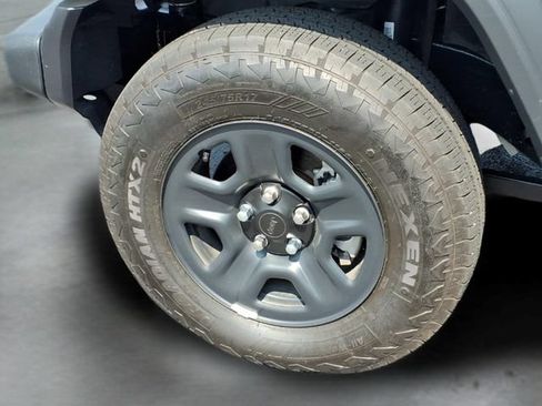 Used 2025 Jeep Wrangler Sport AWD/4WD image 16