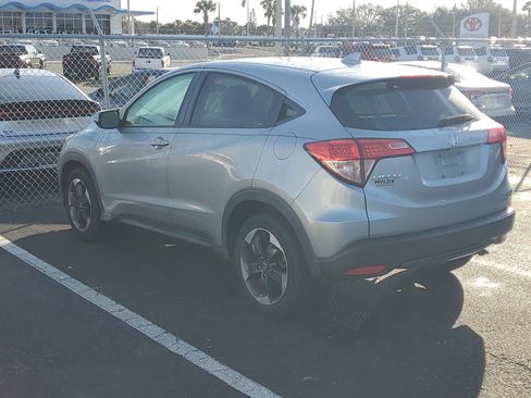 Used 2018 Honda HR-V EX image 5