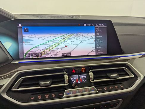 Used 2022 BMW X5 xDrive40i w/ Climate Comfort Package image 10