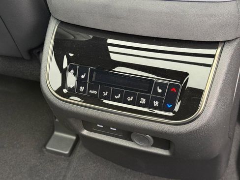 New 2026 INFINITI QX80 4WD w/ Sport Exterior Package image 8