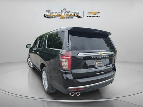 Used 2024 Chevrolet Suburban High Country RWD image 6