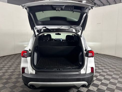 Used 2023 Ford Escape SE w/ PHEV Premium Package FWD image 9