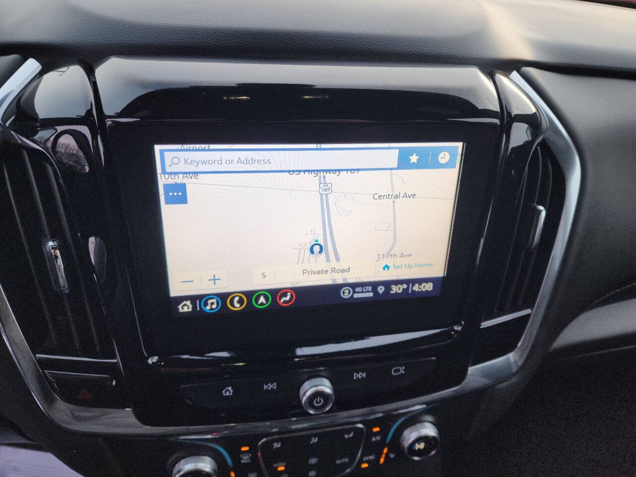Used 2023 Chevrolet Traverse RS FWD image 25