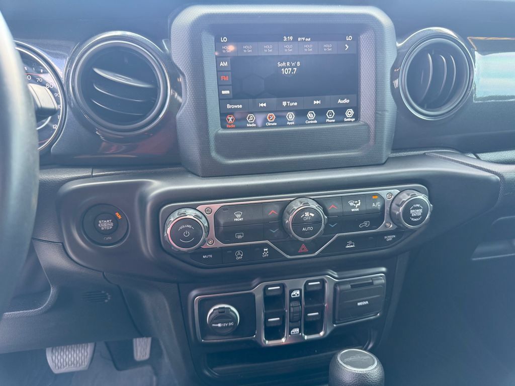 Used 2022 Jeep Gladiator Sport AWD/4WD image 10