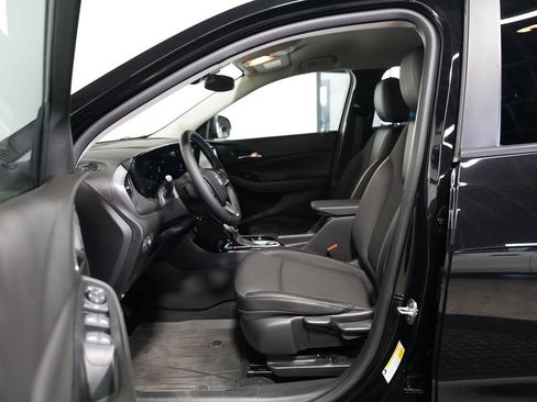 Used 2024 Buick Encore GX Preferred AWD/4WD image 29