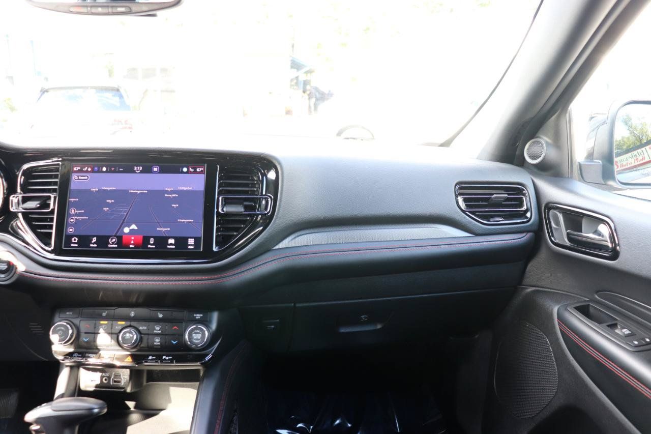 Used 2025 Dodge Durango GT AWD/4WD image 20