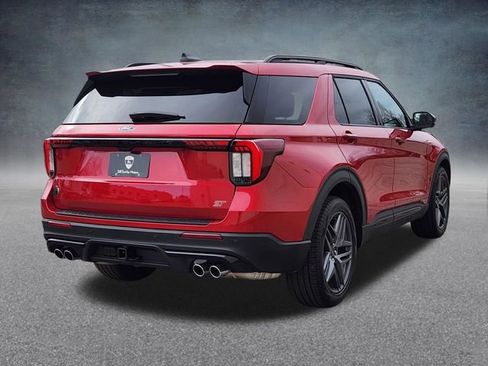 New 2026 Ford Explorer ST image 7