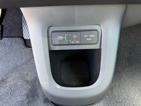 New 2025 Hyundai Ioniq 5 SEL image 25