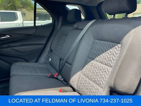 Used 2024 Chevrolet Equinox LT w/ LPO, Floor Liner Package FWD image 9