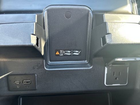 Used 2024 Chevrolet Silverado 2500 ZR2 w/ ZR2 Bison Edition image 16