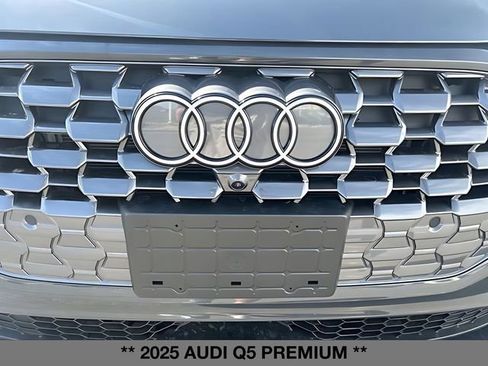 Certified 2025 Audi Q5 Premium w/ Convenience Package image 9