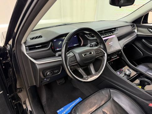 Used 2021 Jeep Grand Cherokee L Limited AWD/4WD image 23