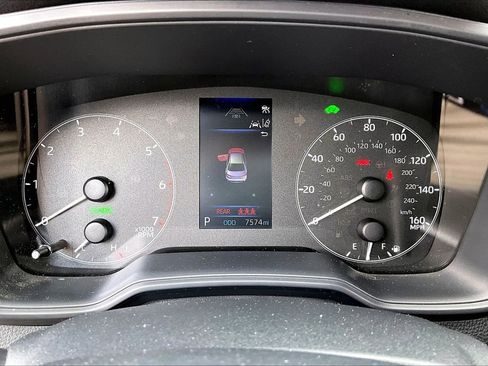 Used 2024 Toyota Corolla LE image 12