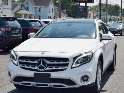 Used 2019 Mercedes-Benz GLA 250 4MATIC image 1