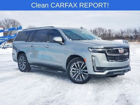 Used 2023 Cadillac Escalade ESV Sport Platinum image 1