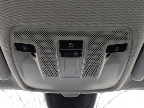 Used 2018 INFINITI QX30 Premium w/ Cargo Package image 22