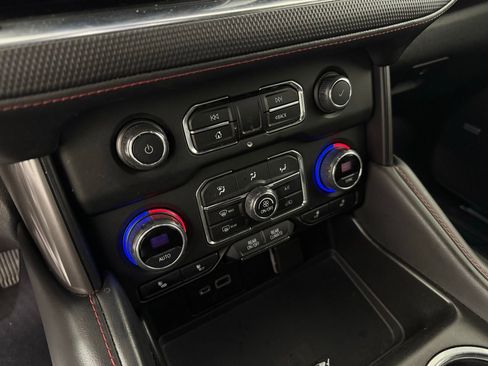 Used 2022 Chevrolet Tahoe RST w/ Luxury Package image 21