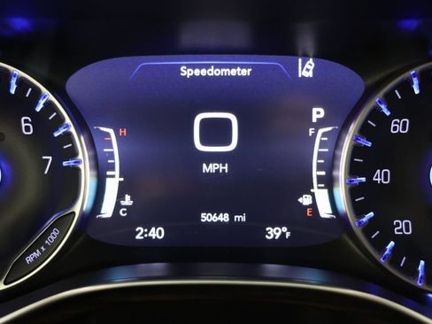 Used 2022 Chrysler Pacifica Limited image 13