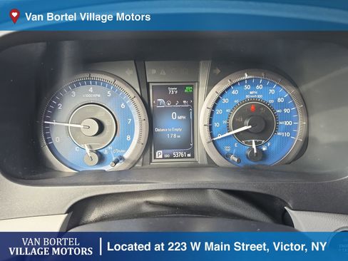 Used 2019 Toyota Sienna XLE w/ XLE Navigation Package FWD image 15