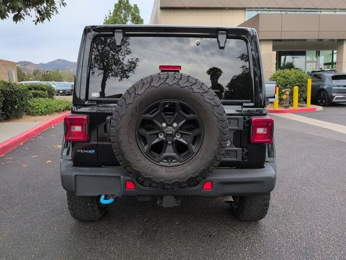 Used 2023 Jeep Wrangler Unlimited Rubicon 4xe AWD/4WD image 7