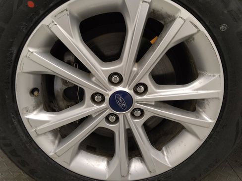 Used 2018 Ford Escape SE image 31