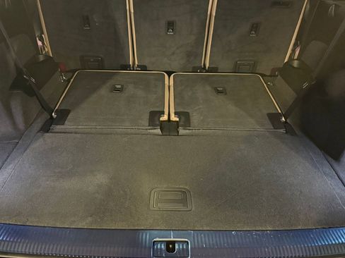 Certified 2025 Audi Q7 2.0T Premium w/ Convenience Plus Package image 24