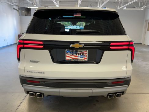 New 2026 Chevrolet Traverse LT w/ Sun and Wheel Package image 9