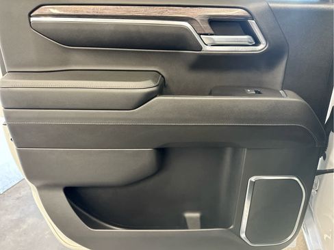 Certified 2024 Chevrolet Silverado 1500 LTZ w/ Technology Package image 21