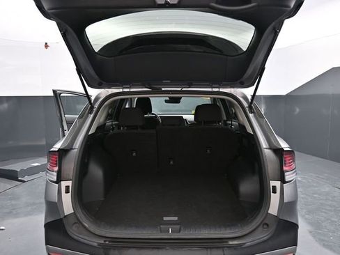 Used 2024 Kia Sportage LX image 30