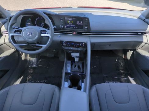 Used 2022 Hyundai Elantra Blue FWD image 14