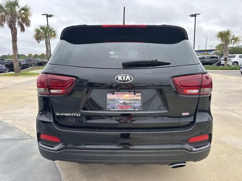 Used 2019 Kia Sorento AWD image 6