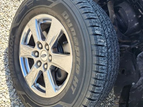 Used 2017 Ford F150 XLT w/ XTR Package image 12