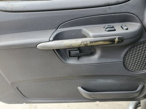 Used 2001 Ford Explorer Sport image 14