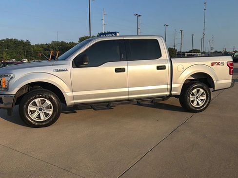 Used 2018 Ford F150 XLT w/ Equipment Group 301A Mid AWD/4WD image 7