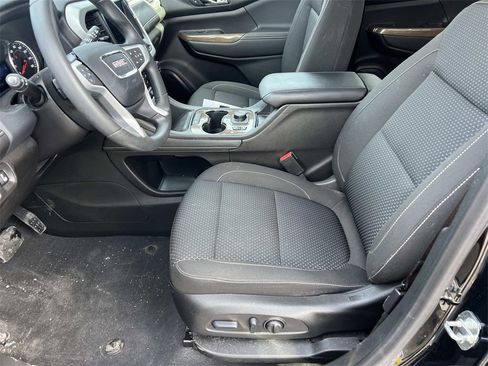 Certified 2023 GMC Acadia SLE w/ Driver Convenience Package image 14