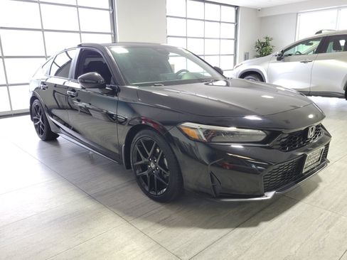 Used 2025 Honda Civic Sport image 8