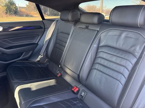 Used 2023 Volkswagen Arteon SEL w/ Arteon MDO Package image 13