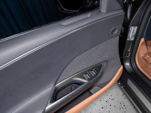 Used 2025 Lucid Air Touring image 13